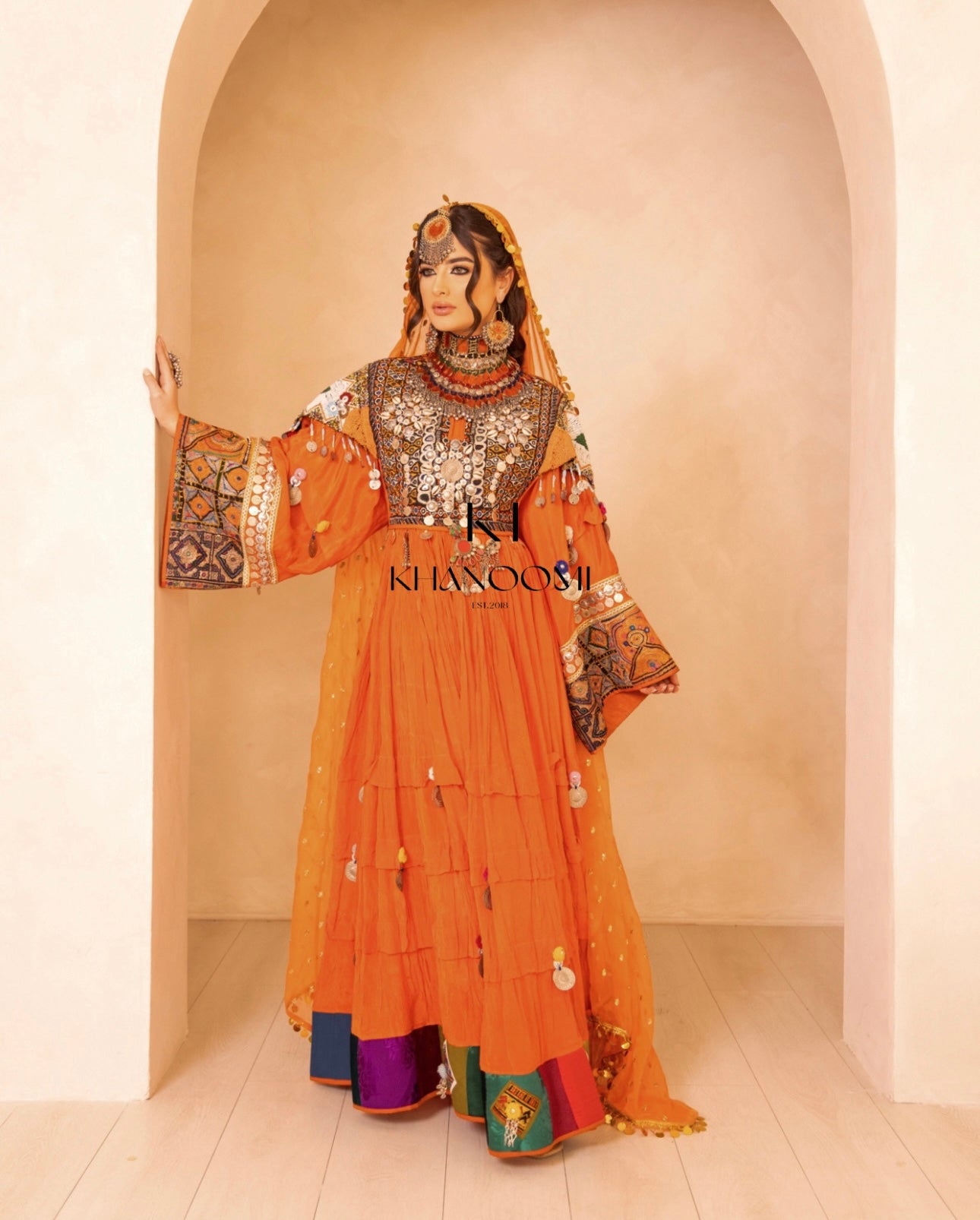 Laili Mitan - Orange