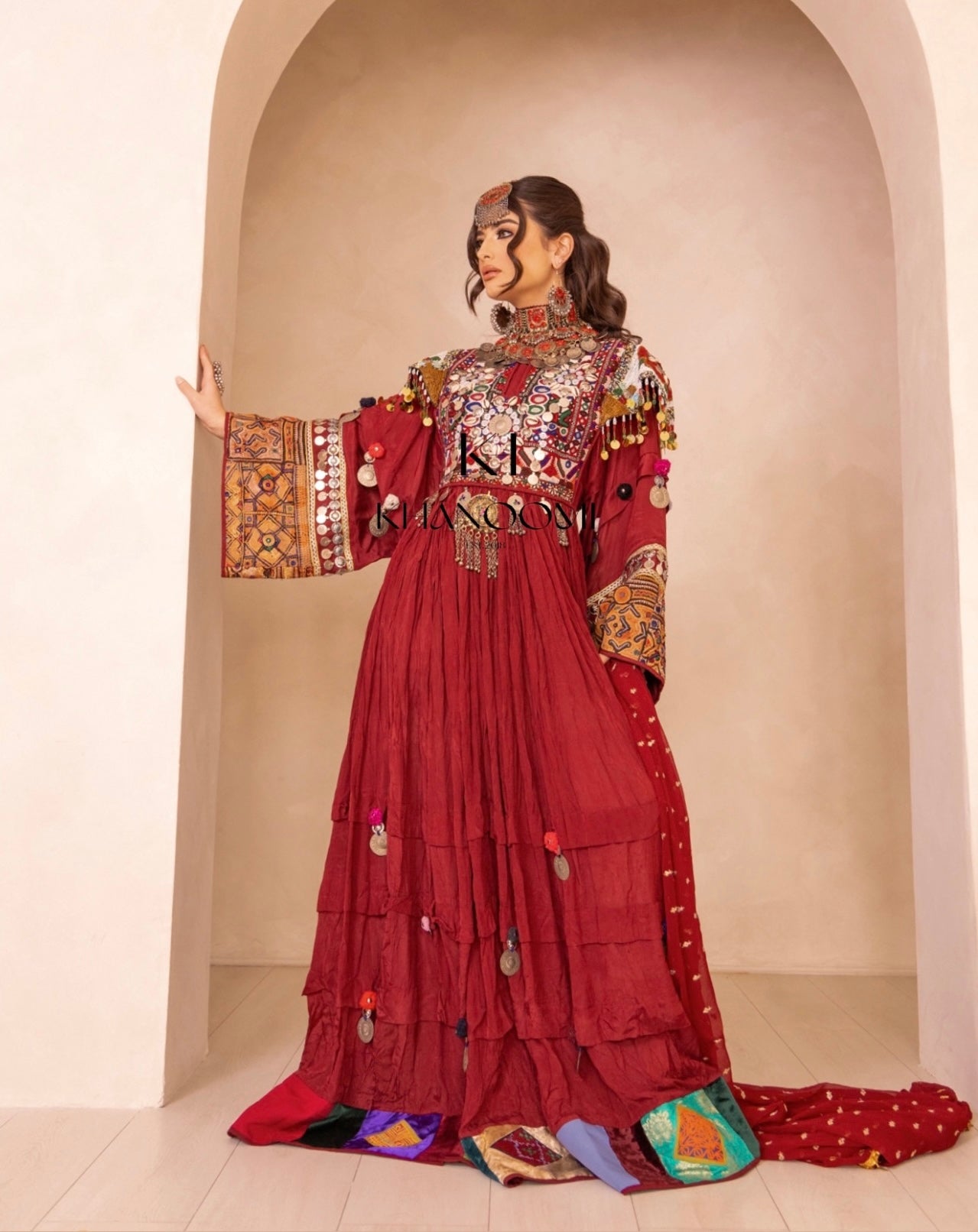 Laili Mitan - Burgundy