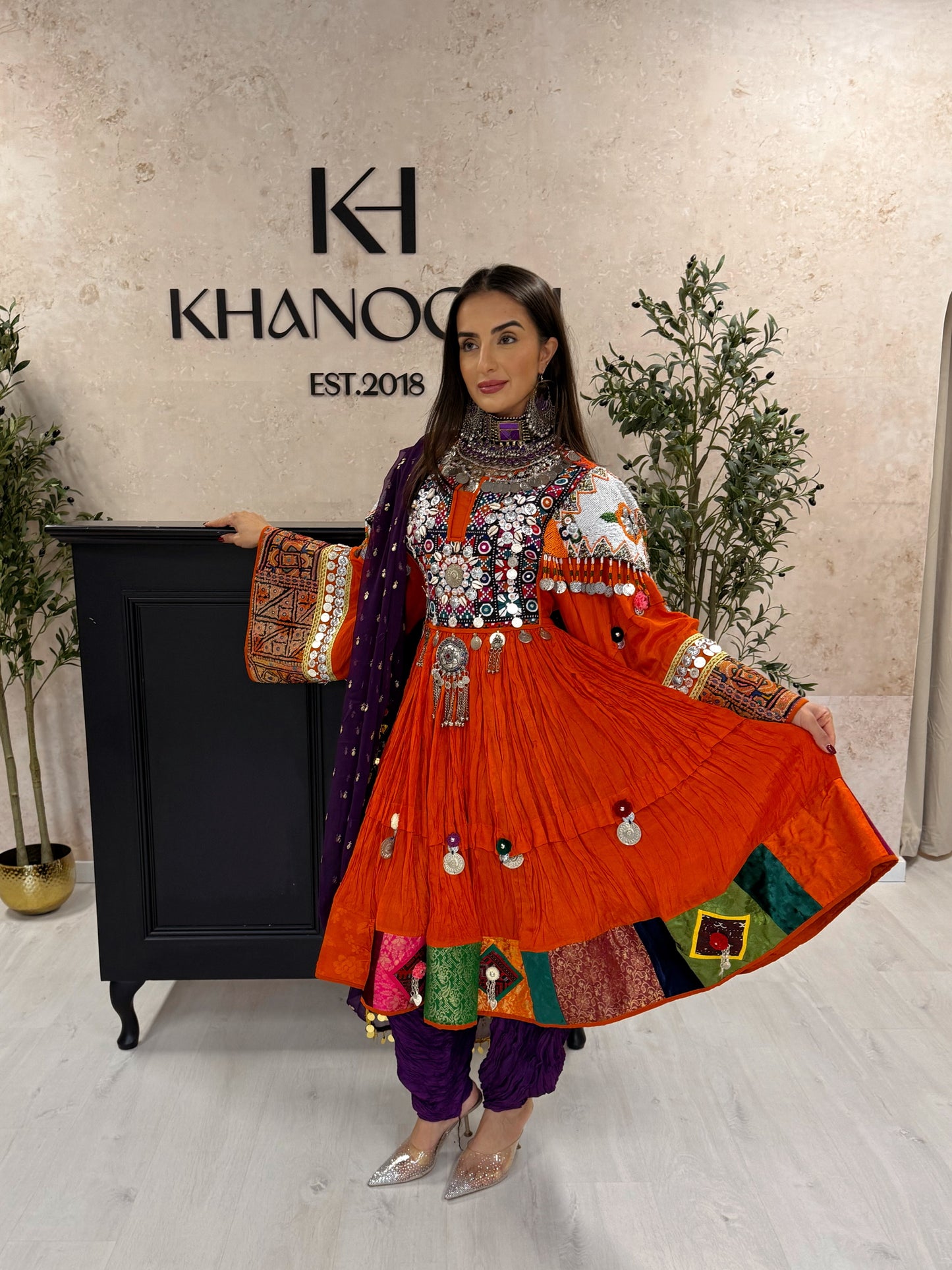 Orange - Laili Mitan