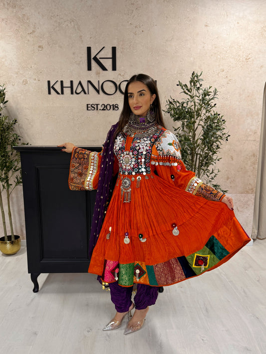 Orange - Laili Mitan